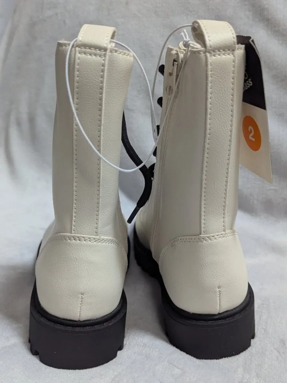 NWT Art Class Kids' Khari Zipper Lace-Up Combat Boots Off-White Girls Size 2